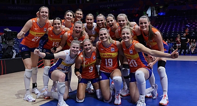 Hollanda'nın üçüncü hafta kadrosu belli oldu