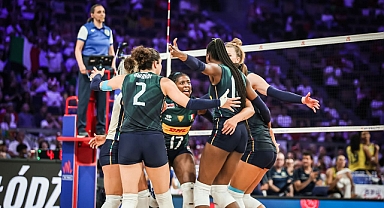 İtalya üst üste ikinci kez şampiyon