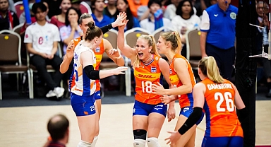 Dünya Şampiyonası'nda son 16'ya kalan takımlar belli oldu