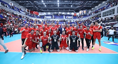 Filenin Efeleri sahaya çıkıyor