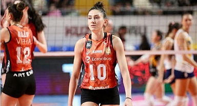 Yaprak Erkek üç sezon daha Eczacıbaşı Dynavit'te