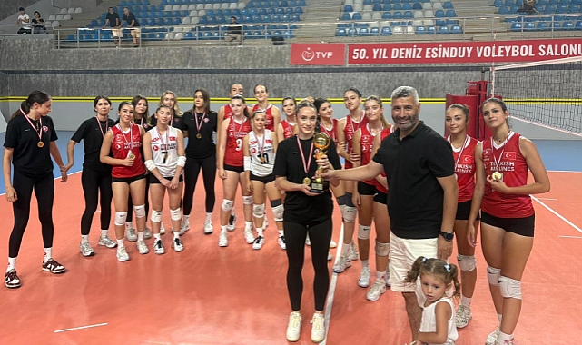 Zafer Kupası'nda şampiyon Türk Hava Yolları