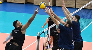 İstanbul BBSK ve İstanbul Gençlik hazırlık maçı yaptı