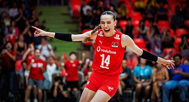 Kaptan Eda Erdem: ''Takım arkadaşlarımın her birisiyle gurur duyuyorum''