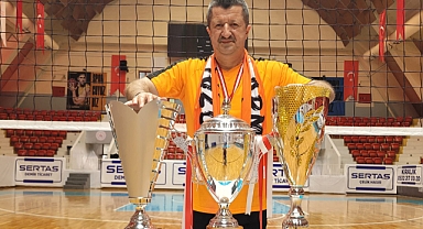 Ömer Bozdoğan 1954 Adanaspor’da