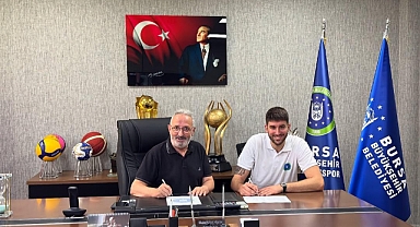 Petar Đirlić sözleşmeyi imzaladı