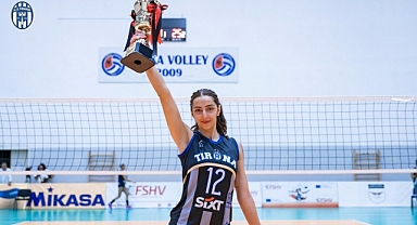 Simge Korkmaz'dan Arnavutluk'ta sezona kupalı başlangıç