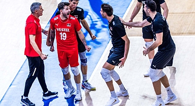 Tarihte bir ilk: Filenin Efeleri, Dünya Şampiyonası'nda grubu lider tamamladı!