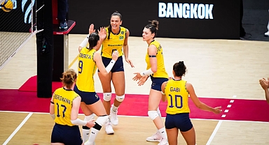 Turnuvanın son finalisti yarı finalde