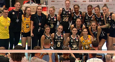 VakıfBank dördüncü oldu