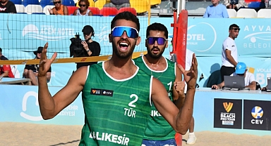 Yusuf Özdemir-Batuhan Kuru ikilisi VW Futures Balıkesir Etabı'nda yarı finalde