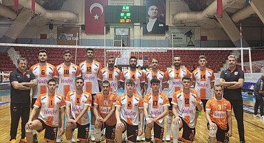 1954 Adanaspor'un çıkışı devam ediyor