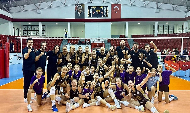 Beş set sonunda kazanan Alfemo Zeren Spor