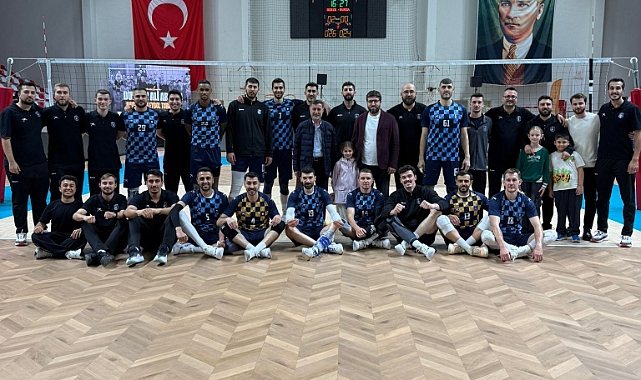 Dursun Ali Arslan Voleybol Turnuvası'nda heyecan sürüyor