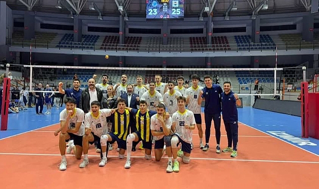 Fenerbahçe Medicana, Arkas'a set vermedi