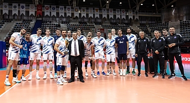 Halkbank üçüncü olarak tamamladı