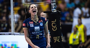 Júlia Kudiess, Gerdau/Minas'ta mutlu