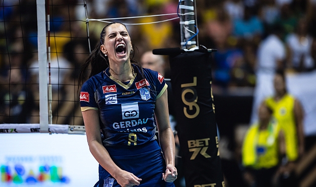 Júlia Kudiess, Gerdau/Minas'ta mutlu