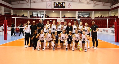 Ligin iki yeni ekibinin mücadelesinde kazanan İlbank