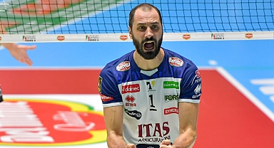 Matey Kaziyski 11 sezon sonra yeniden Türkiye'de!