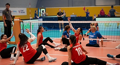 Oturarak Voleybol Kadın Milli Takımımız Gümüş Milletler Ligi'nde finalde