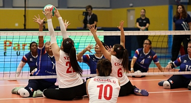Oturarak Voleybol Kadın Milli Takımımız, Gümüş Milletler Ligi'nde gümüş madalyanın sahibi oldu