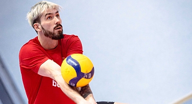 Tomasz Fornal, Ziraat Bankkart ile ilk antrenmanına çıktı