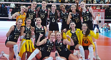 VakıfBank, Eczacıbaşı deplasmanını kayıpsız geçti