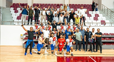 Zorlu geçen maç sonunda gülen Kahramanmaraş Onikişubat Belediyesi oldu