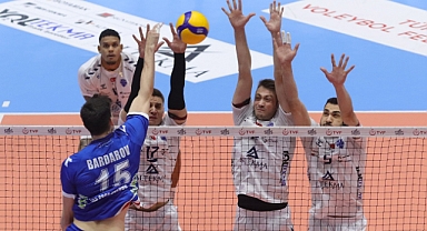 5 setlik maçın galibi Altekma