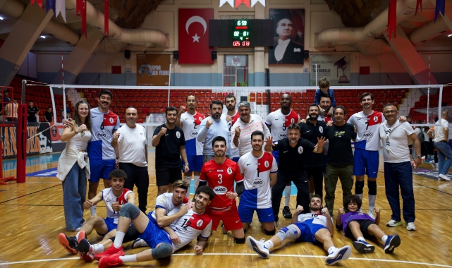 Adana'da kazanan Onikişubat Belediyespor