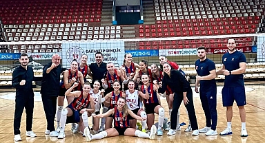 Gaziantep'te galibiyet İba Kimya TED Ankara Kolejliler'in