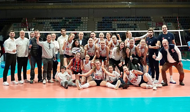 İba Kimya TED Ankara Kolejliler, PTT Spor'a set vermedi