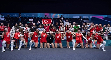 Kadın Voleybol Milli Takımımız üçte üç yaptı