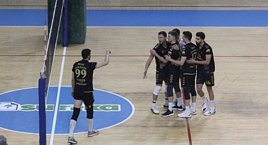 Sungurlu Belediyespor, Fenerbahçe Medicana'yı mağlup etti