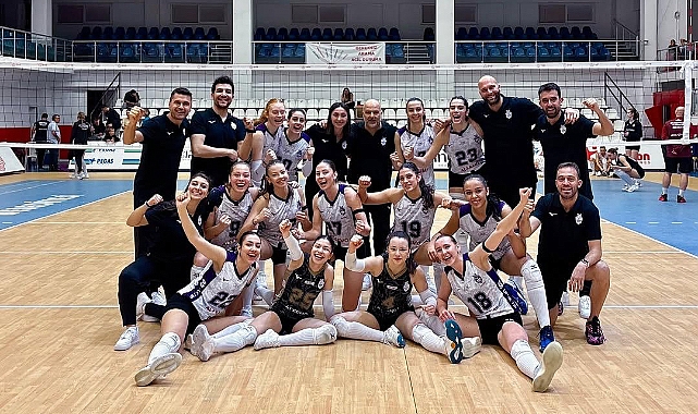 Tie-break setine giden mücadelede kazanan Alfemo Zeren Spor 