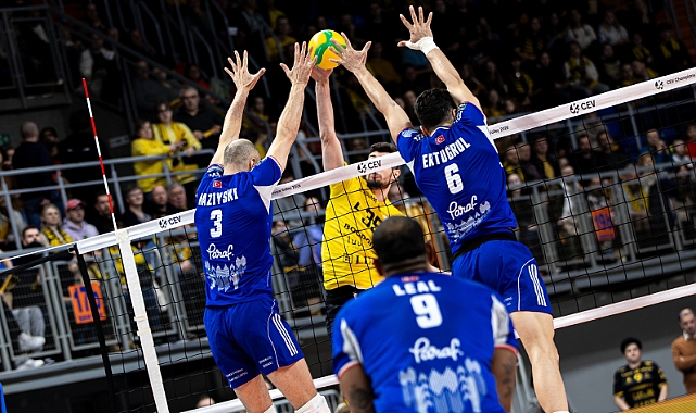 Halkbank Şampiyonlar Ligi'ne kötü başladı