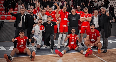 Onikişubat Belediyespor dolu dizgin