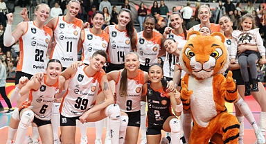 Eczacıbaşı Dynavit'ten üst üste 9. galibiyet