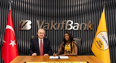 Pasör çaprazı Adhuoljok Malual, VakıfBank’ta 