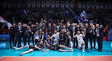 Şampiyonlar Ligi'ndeki Türk derbisinde kazanan Halkbank