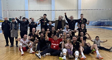 Sungurlu Belediyespor, TVF Spor Lisesi’ni 3-0 mağlup etti