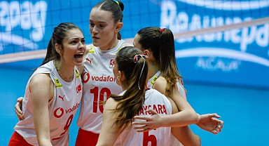 U18 Kadın Milli Takımımız yarı finalde