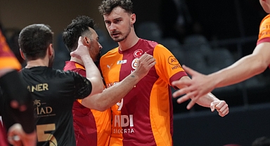 5 set süren maçın galibi Galatasaray