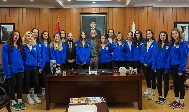 Başkan Erdal Beşikçioğlu, Etimesgut Belediyesi Gelişim Spor takımını ağırladı