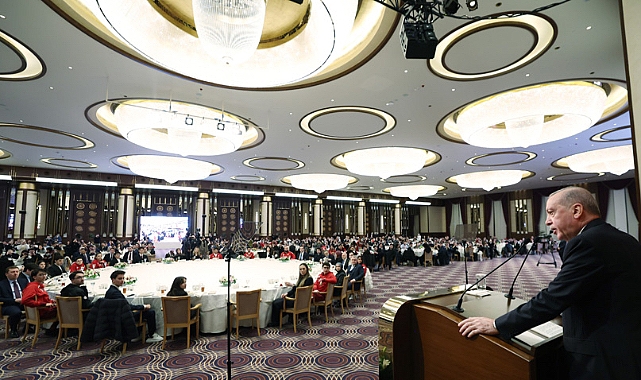 Cumhurbaşkanı Recep Tayyip Erdoğan, sporcularla bir araya geldi