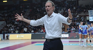 Igor Gorgonzola Novara'da Lorenzo Bernardi şoku!