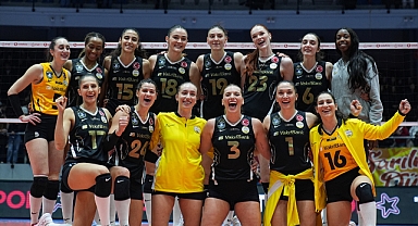 VakıfBank İzmir'de kaybetmedi