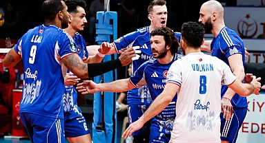 Ankara'da müthiş derbi: Halkbank 5 sette kazandı