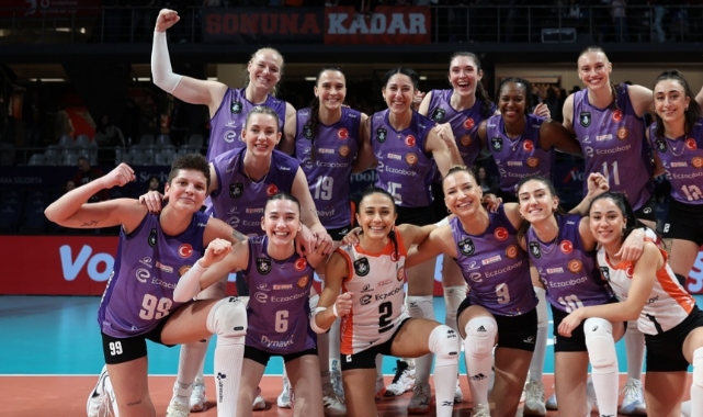 Eczacıbaşı Dynavit geriye düştüğü maçı kazandı